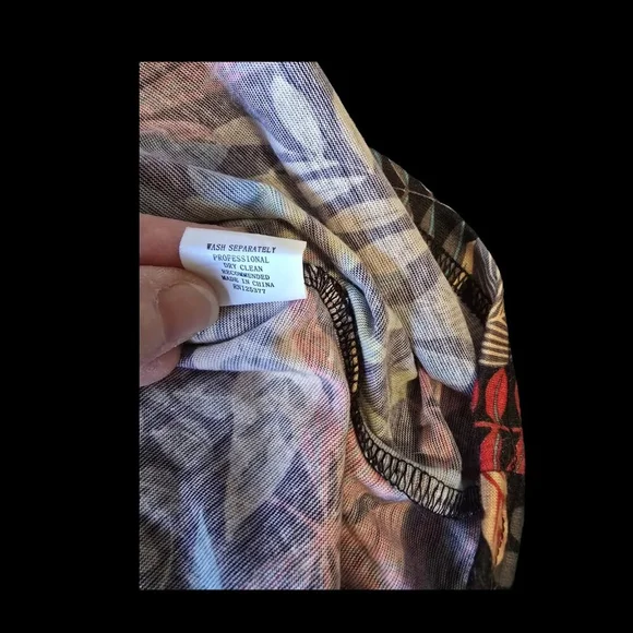 Women’s Criss Cross‎ Size Small Dress, Excellent Condition - Picture 5 of 5